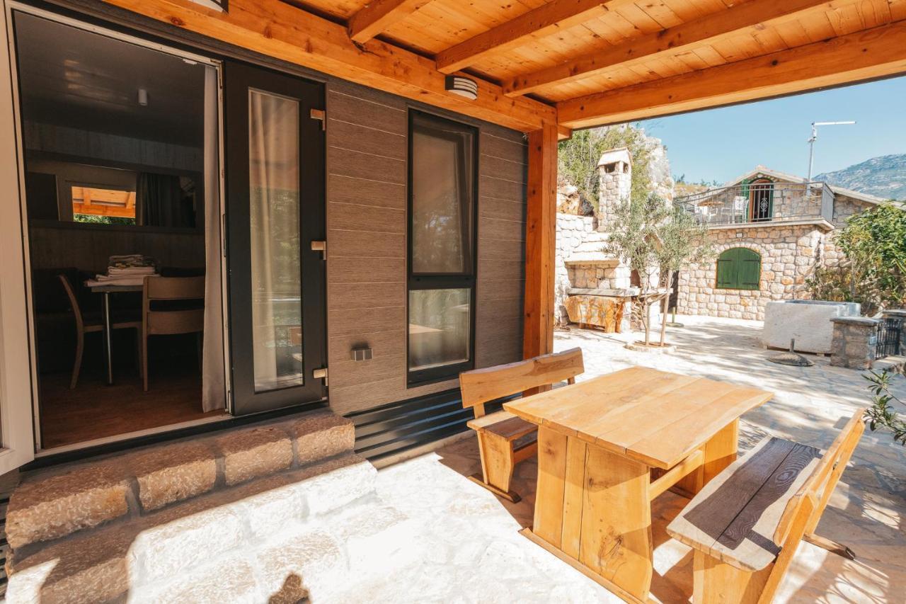 River Huts Zrmanja Obrovac Dış mekan fotoğraf