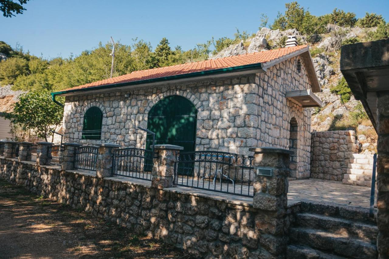 River Huts Zrmanja Obrovac Dış mekan fotoğraf