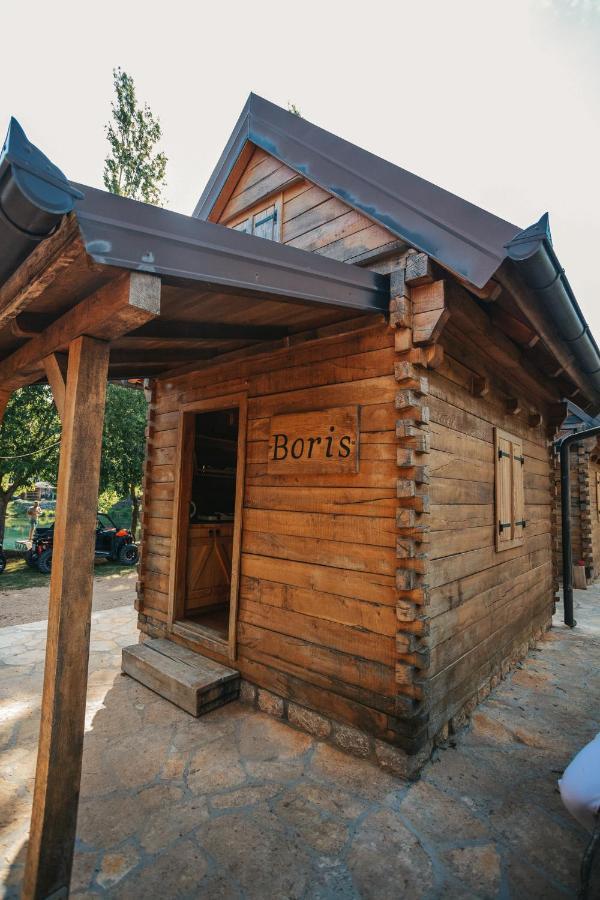 River Huts Zrmanja Obrovac Dış mekan fotoğraf